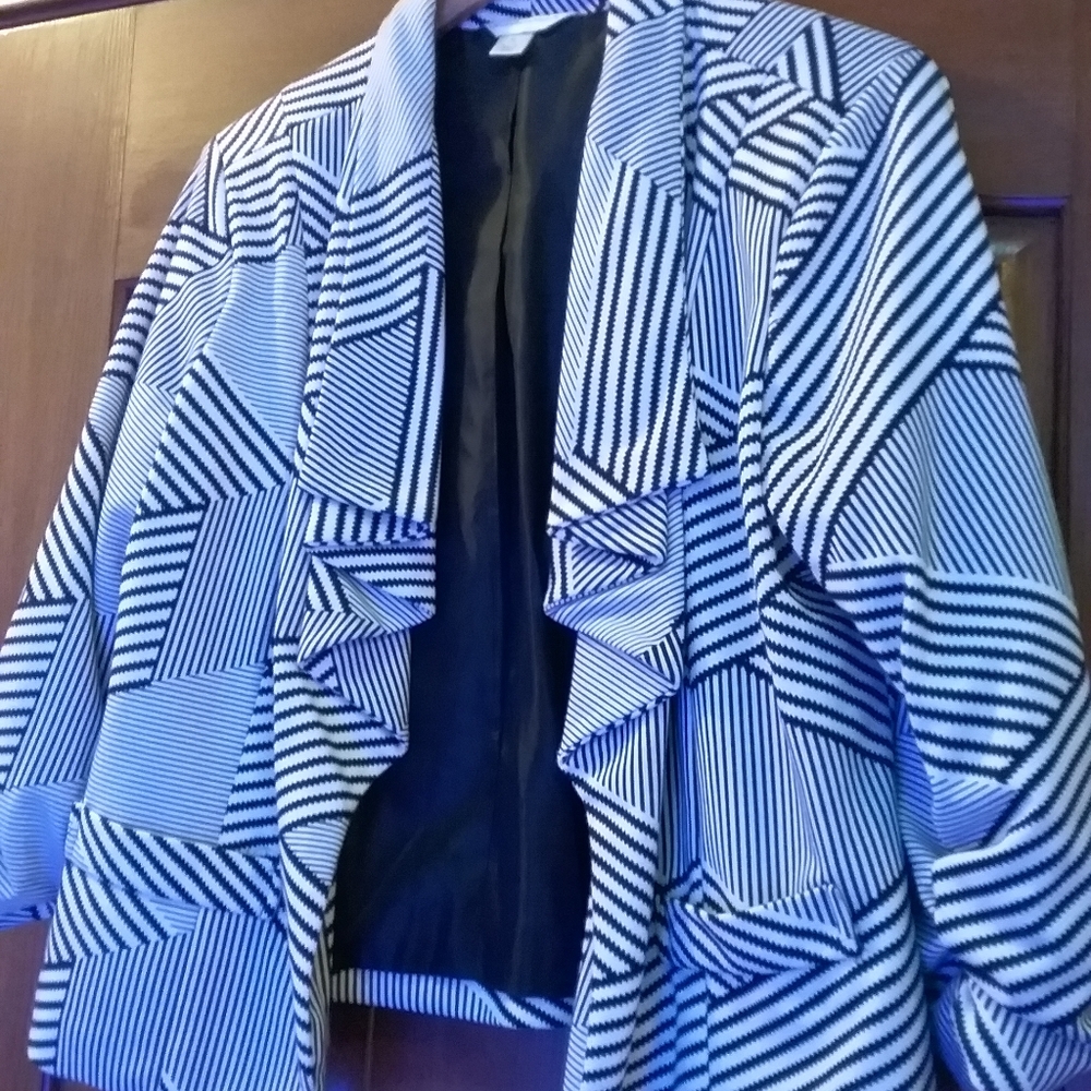 Ruched sleeves short blazer szXL